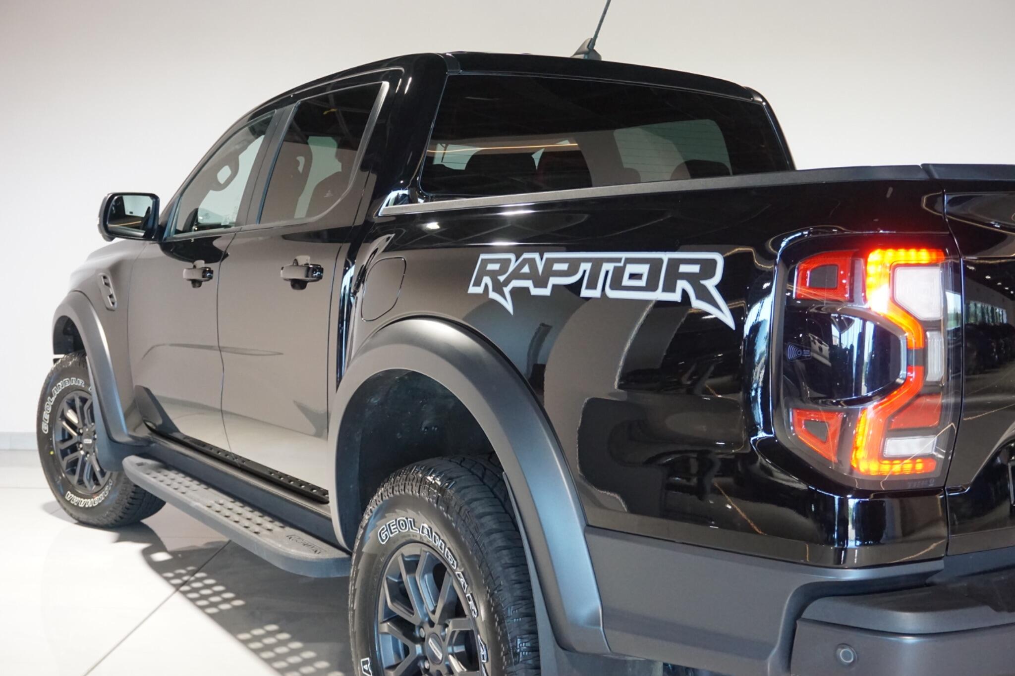 Ford Ranger 2.0 EcoBlue Raptor Pickup Double Cab 4dr Diesel Auto 4WD Euro 6 (s/s) (210 ps)
